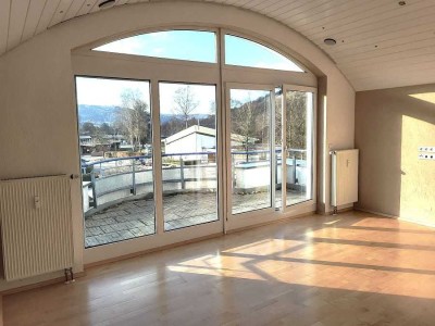 Provisionsfrei* # LUXUS PUR # Penthousefeeling # zum wohlfühlen # 5-Zi-DG-WHg #