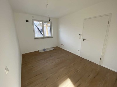 Erstbezug: Ansprechende, barrierefreie  2-Zimmer-Wohnung mit Balkon in Haag/OB