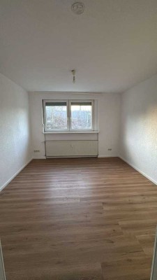 Erstbezug nach Renovierung mit Wohnung Terrasse