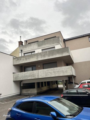 2 Zimmer Balkon, Garage und TG-Stellplatz