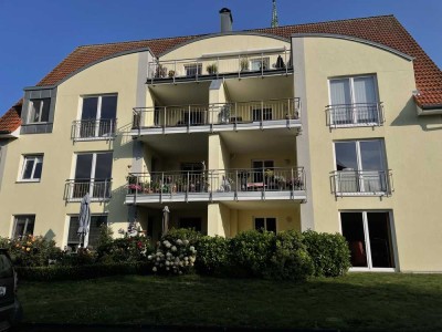 3-Raum-Wohnung für Ältere u. Ruhesuchende zwischen Hafen und Dom mit EBK und Balkon in Schleswig