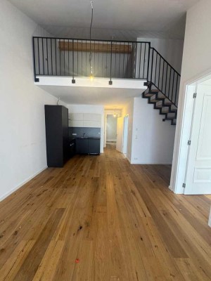 Moderne 4-Zimmer Wohnung im 3. OG mit Balkon in Göppingen