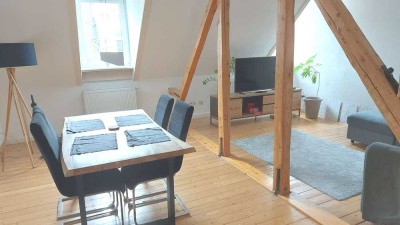 Herrliche 3-ZKB in gepflegtem Altbau in begehrter Lage im Westend/Rheingauviertel