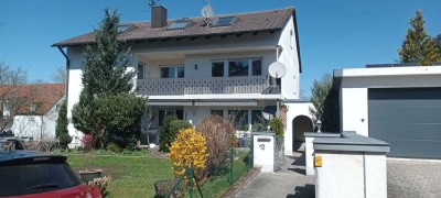 Odelzhausen, Komplette 1. Etage zw. München und Augsburg A8, ruhig, zentral