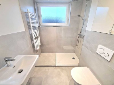 Kürzlich sanierte schicke 2-Zimmer-Wohnung in Hilden (provisionsfrei)