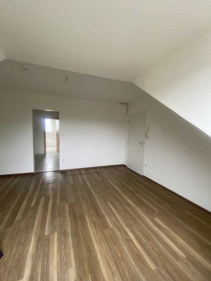 Studenten aufgepasst! Renovierte 1-Raum-Wohnung in Eickel
