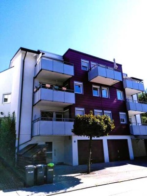 Geschmackvolle 2-Zimmer-Wohnung mit gehobener Innenausstattung mit EBK in Passau