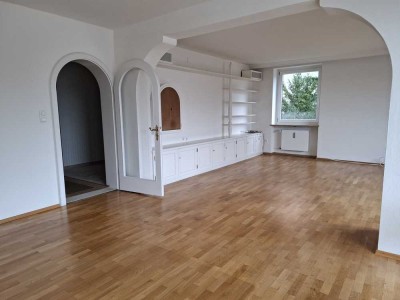 Exklusive 3-Raum-Wohnung mit gehobener Innenausstattung mit Einbauküche in Garmisch-Partenkirchen