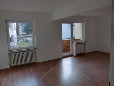 Schöne 3-4 Raum Wohnung im 1. OG von privat