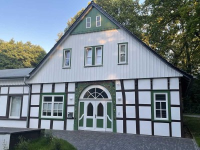 Wunderschöne Wohnung in frisch  renoviertem  Fachwerkhaus im Herzen des Siekertals