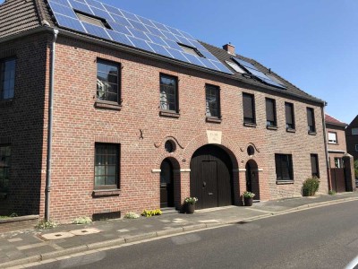 Schicke 4 Zimmer-Maisonette Wohnung in St. Tönis