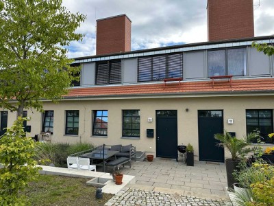 Maisonette mit Terrasse + Balkon und EBK + Stellplätzen