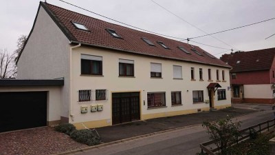 Helle 2-Zimmer Wohnung mit offenem Wohnbereich im Herzen von Hargesheim