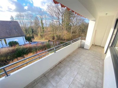 HN-OST, VORZUGSLAGE: Modern renovierte 3,5 Zi. Wohnung mit XL-Balkon