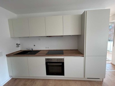 Modernisierte 2-ZKB-Wohnung mit Balkon