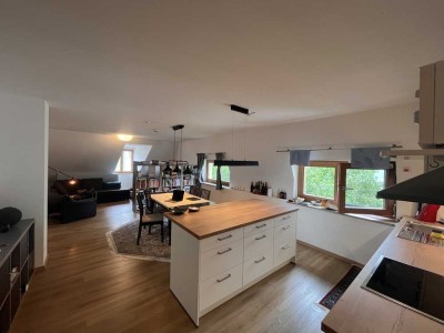 3-Zimmer-Wohnung - möbliert - 1 Jahr zur Untermiete