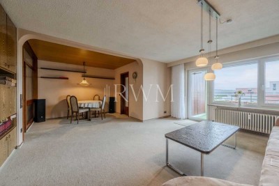 Mit tollem Ausblick: Leerstehende 3-Zimmer-Wohnung mit West-Balkon und TG-Stellplatz in Neugereut