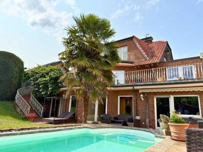 Großzügiges Ein- oder Zweifamilienhaus - Design, Komfort und Wellness