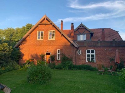 Helle 2-Zimmer Wohnung mit Garten in Jersbek
