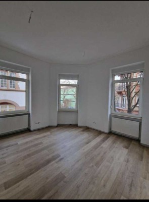 Helle sanierte Altbauwohnung - Nachmieter gesucht