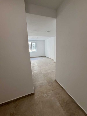 Kernsanierte großzügige 2-Zimmer-(optional 3-Zi.) City-Wohnung mit Aufzug, Balkon & Innenhof