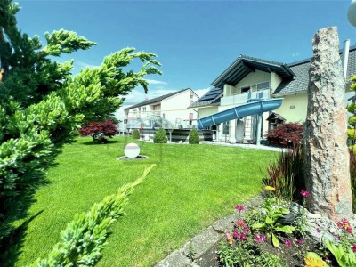 Erstklassiges Wohnen in Bernstadt: Großzügiges Einfamilienhaus auf Premium-Niveau: Energieeffizienzk
