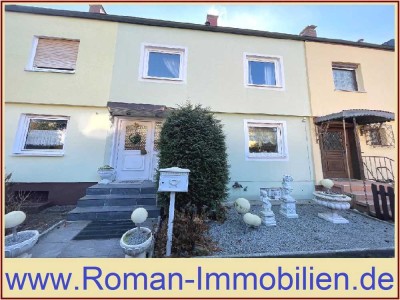 Renovierungsbedürftiges Reihenmittelhaus in Nürnberg-Weiherhaus!