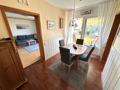 Top gepflegte Eigentumswohnung mit Balkon auf der Sonnenseite und Tiefgaragenstellplatz in zentraler