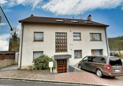 Großzügige 4-Zimmer-Dachgeschosswohnung in Ennepetal!

.