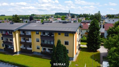 Familienhit - 4.Zi.-Wohnung mit Loggia und Einzelgarage