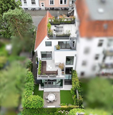 Stadtvilla mit Parkblick – aufwendig saniert in bester Kreuzviertel-Lage