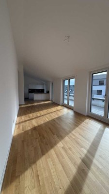 Helle 4-Zimmer Wohnung mit Terrasse in Dossenheim