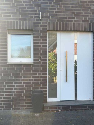 Großzügiges Einfamilienhaus mit Einliegerwohnung (Baujahr 2007) in Rheine-Dutum