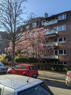 Sanierte 121m² - 4-Zimmer-Wohnung mit Balkon und Garage im Erphoviertel