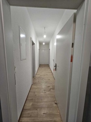 Erstbezug nach Sanierung! 2 Zimmer Wohnung im Zentrum von Duisburg Neudorf
