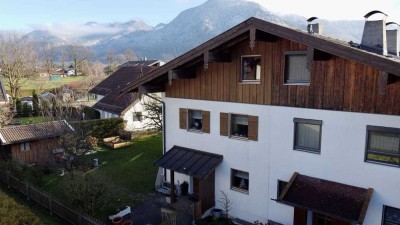 Doppelhaushälfte in ruhiger Lage mit traumhaftem Bergblick - Grassau