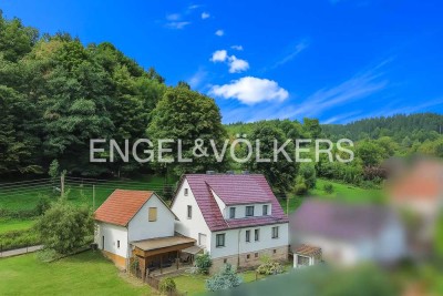Idyllisches Wohnhaus am Waldrand – Ruhe & Natur genießen
