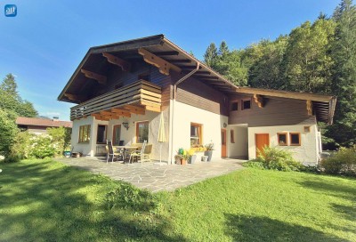 Idyllisches Einfamilienhaus mit zauberhaftem Garten im Bluntautal