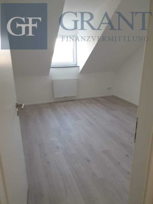 Attraktive Kapitalanlage: Sanierte 2-Zimmer-DG-Wohnung mit Balkon in Dillingen