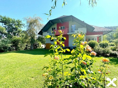 Elegantes Zweifamilienhaus mit großem Garten und fabelhaftem Fernblick!