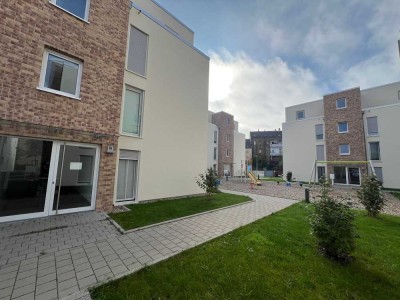 Schöne komplett möblierte 3-Zimmer-Wohnung mit Terrasse und Stellplatz