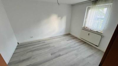 Helle 2-Zimmer Wohnung im EG mit EBK in Nürnberg-Altenfurt
