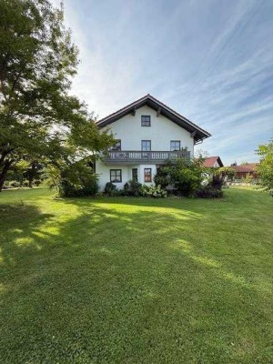 Attraktives Mehrfamilienhaus – Wohnen und Vermieten unter einem Dach