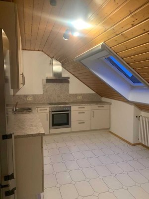 helle 1-Zimmer-Dachgeschosswohnung in Achern-OT