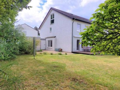 Großzügiges Reiheneckhaus mit familienfreundlichem Garten