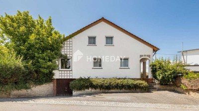 Großzügiges EFH mit Garten in familienfreundlicher Lage (plus Baugrundstück) – sofort verfügbar