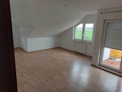 3-Zimmer DG-Wohnung mit Balkon in Limburgerhof