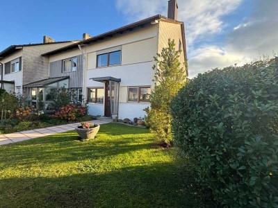 Sehr gepflegtes Reiheneckhaus auf ca. 600qm großem SW-Grundstück in Siegertsbrunn