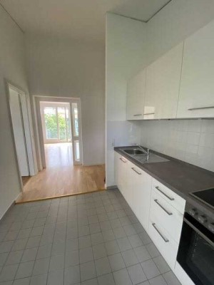 gemütliche 3-Zimmer-DG Wohnung zu vermieten (Kleist28)