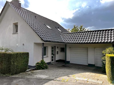 Freistehendes EFH mit Weitblick + perfekter Anbindung
